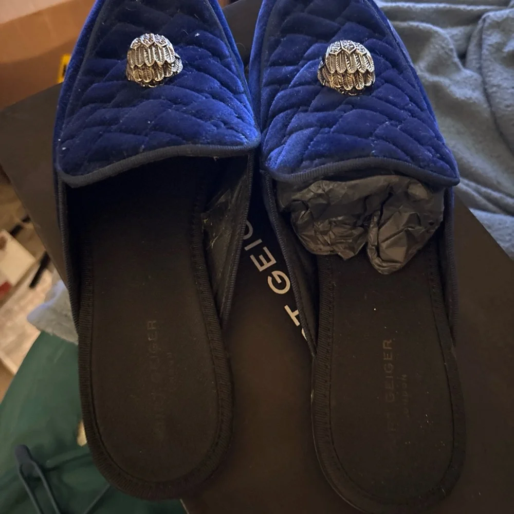 NIB Kurt Geiger Hugh Navy Velvet Mules, Size 9